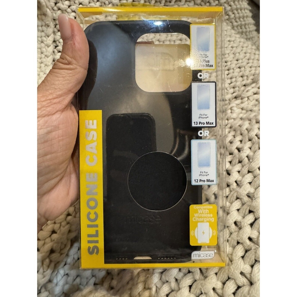 iPhone 14 Plus/Pro Max, 12‎ & 13 Pro Max MiCASE Black Silicone Case Wireless
